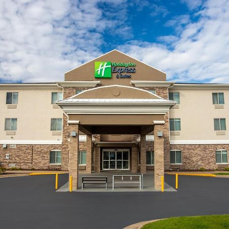 Holiday Inn Express & Suites Clinton, An Ihg Hotel Bagian luar foto